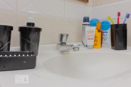 Banheiro de apartamento à venda com 2 quartos, 60m² em Ipiranga, São Paulo