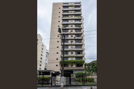 Apartamento à venda com 236m², 3 quartos e 4 vagas Apartamento à venda com 236m², 3 quartos e 4 vagasFachada