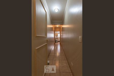 Apartamento à venda com 236m², 3 quartos e 4 vagas Apartamento à venda com 236m², 3 quartos e 4 vagasLigação da área de serviço para as suítes