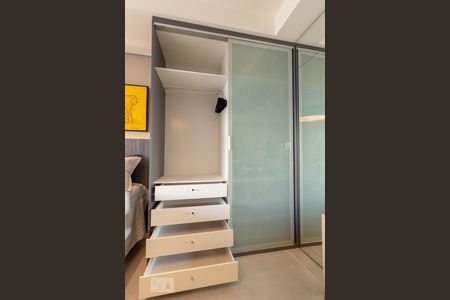 Studio/ Dormitório de kitnet/studio para alugar com 1 quarto, 41m² em Brooklin Paulista, São Paulo