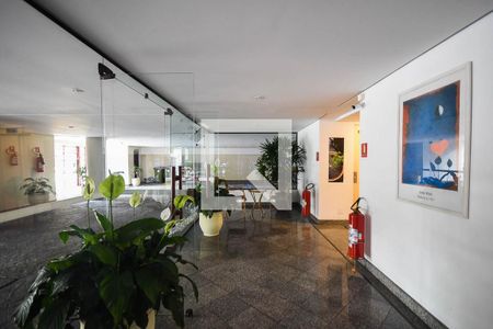 Hall Social de apartamento para alugar com 1 quarto, 54m² em Vila Suzana, São Paulo