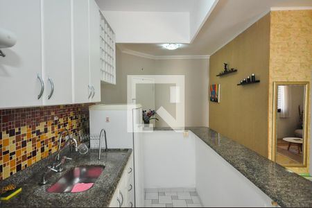 Cozinha de apartamento para alugar com 1 quarto, 54m² em Vila Suzana, São Paulo