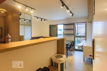 Studio para alugar com 33m², 1 quarto e 1 vaga Studio para alugar com 33m², 1 quarto e 1 vagaSala