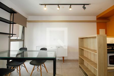 Studio de kitnet/studio para alugar com 1 quarto, 33m² em Pinheiros, São Paulo