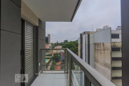 Studio para alugar com 33m², 1 quarto e 1 vaga Studio para alugar com 33m², 1 quarto e 1 vagaVaranda