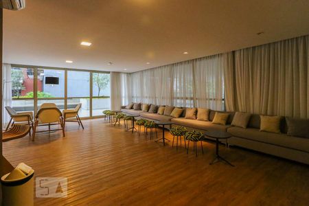 Studio para alugar com 33m², 1 quarto e 1 vaga Studio para alugar com 33m², 1 quarto e 1 vagaSalão de Festa