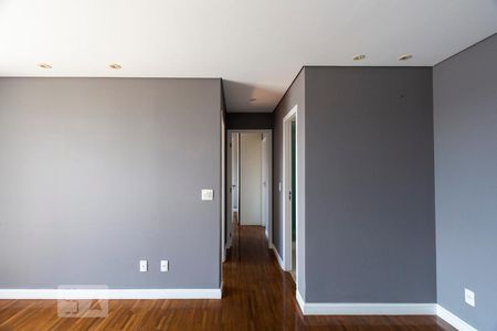 Sala de apartamento para alugar com 2 quartos, 68m² em Vila Alexandria , São Paulo