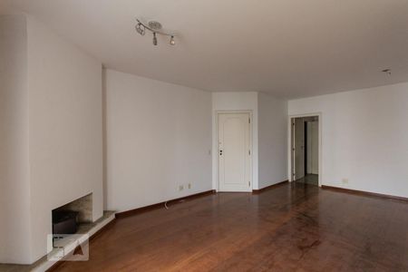 Apartamento à venda com 150m², 2 quartos e 2 vagasSala