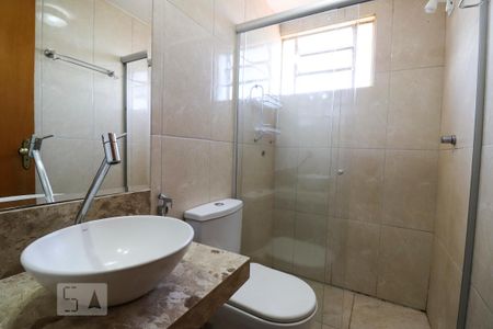 Apartamento à venda com 67m², 2 quartos e 1 vaga Apartamento à venda com 67m², 2 quartos e 1 vagaBanheiro