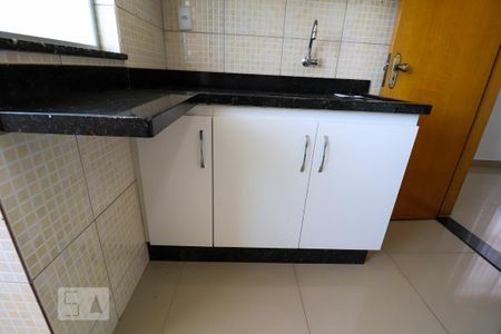 Apartamento à venda com 67m², 2 quartos e 1 vaga Apartamento à venda com 67m², 2 quartos e 1 vagaCozinha