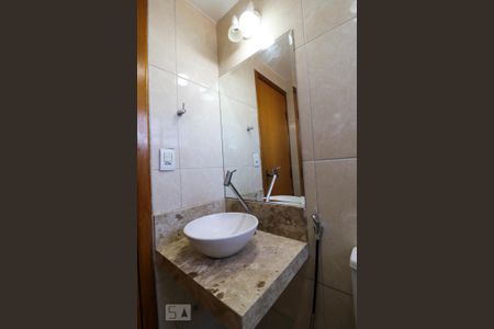 Apartamento à venda com 67m², 2 quartos e 1 vaga Apartamento à venda com 67m², 2 quartos e 1 vagaBanheiro