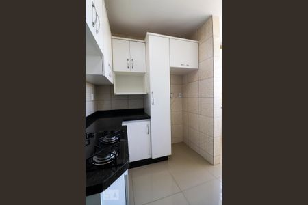 Apartamento à venda com 67m², 2 quartos e 1 vaga Apartamento à venda com 67m², 2 quartos e 1 vagaCozinha