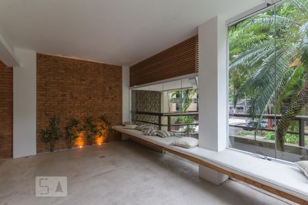 Sala de apartamento para alugar com 2 quartos, 210m² em Barra da Tijuca, Rio de Janeiro