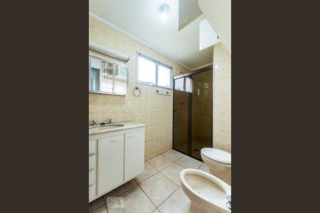 Banheiro de apartamento para alugar com 3 quartos, 88m² em Vila Marieta, Campinas