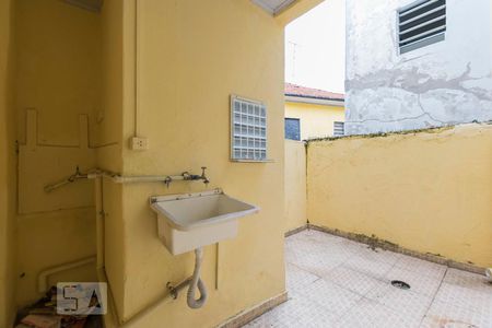 1o. Andar - Área de serviço de casa para alugar com 2 quartos, 76m² em Jardim Glória, São Paulo