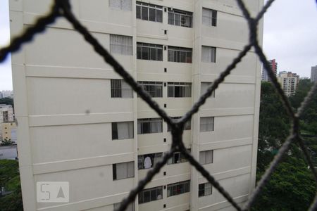 Vista do quarto 1 de apartamento à venda com 3 quartos, 76m² em Vila Suzana, São Paulo