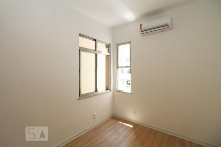 Apartamento à venda com 92m², 3 quartos e sem vagaQuarto 2.