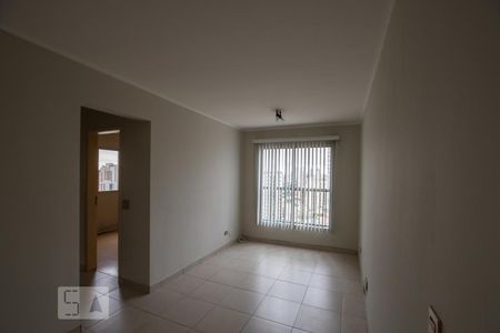 Sala de apartamento para alugar com 2 quartos, 50m² em Chácara Inglesa, São Paulo