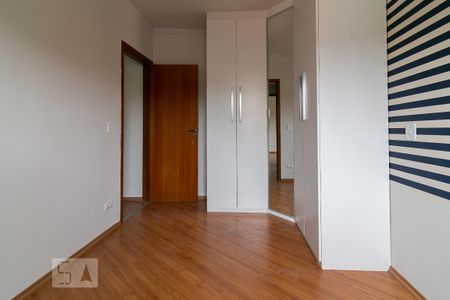 Quarto 2 de casa para alugar com 2 quartos, 70m² em Vila Nair, São Paulo