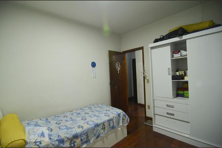 Apartamento à venda com 110m², 4 quartos e 2 vagasQuarto