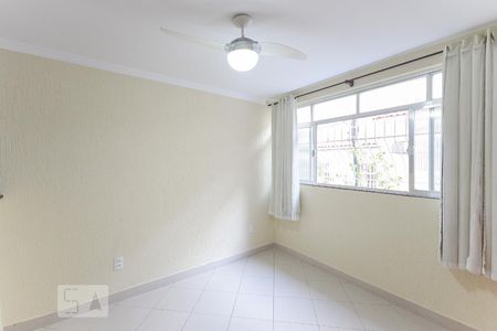 Casa à venda com 170m², 3 quartos e sem vagaSala de jantar