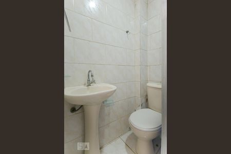 Casa à venda com 170m², 3 quartos e sem vagaBanheiro 2