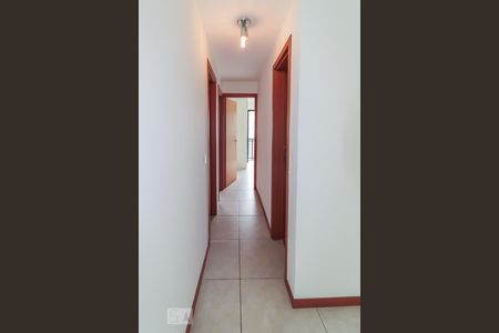 Corredor de apartamento à venda com 3 quartos, 86m² em Jacarepaguá, Rio de Janeiro
