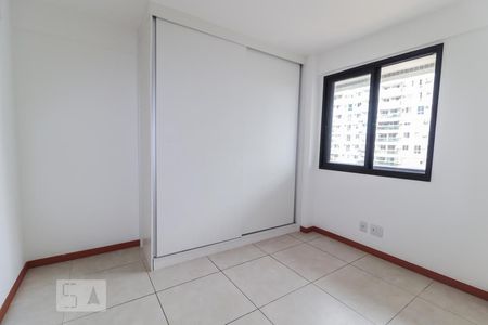 Apartamento à venda com 86m², 3 quartos e 2 vagasQuarto 02