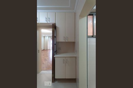 Apartamento à venda com 100m², 3 quartos e 2 vagas Apartamento à venda com 100m², 3 quartos e 2 vagasCozinha