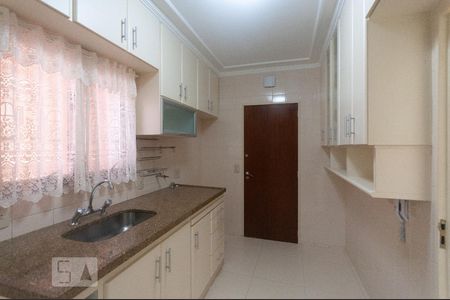 Apartamento à venda com 100m², 3 quartos e 2 vagas Apartamento à venda com 100m², 3 quartos e 2 vagasCozinha