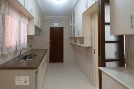 Apartamento à venda com 100m², 3 quartos e 2 vagas Apartamento à venda com 100m², 3 quartos e 2 vagasCozinha