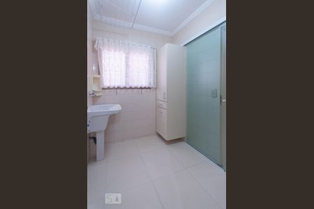 Apartamento à venda com 100m², 3 quartos e 2 vagas Apartamento à venda com 100m², 3 quartos e 2 vagasLavanderia