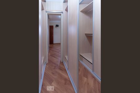 Apartamento à venda com 100m², 3 quartos e 2 vagas Apartamento à venda com 100m², 3 quartos e 2 vagasQuarto 3 - Suíte Closet