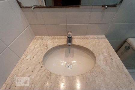 Apartamento à venda com 100m², 3 quartos e 2 vagas Apartamento à venda com 100m², 3 quartos e 2 vagasQuarto 3 - Suíte Banheiro Pia