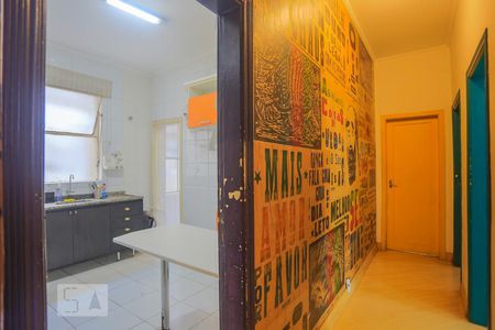 Apartamento para alugar com 112m², 2 quartos e sem vagaCorredor