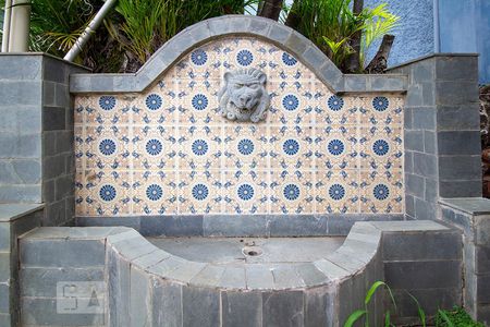 Casa à venda com 204m², 4 quartos e 2 vagasFonte