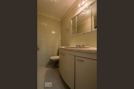 Banheiro de apartamento para alugar com 3 quartos, 110m² em Campo Belo, São Paulo