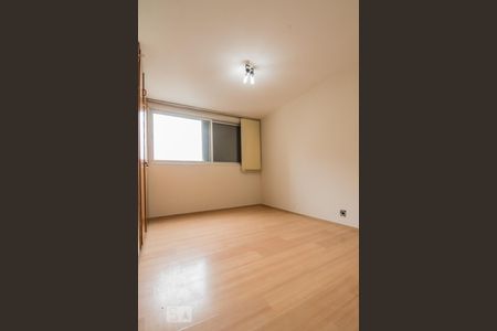 Suíte de apartamento para alugar com 3 quartos, 110m² em Campo Belo, São Paulo