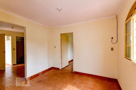 Sala 1 de casa para alugar com 2 quartos, 60m² em Jardim América, Goiânia