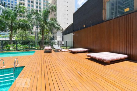 Apartamento para alugar com 90m², 1 quarto e 2 vagas Apartamento para alugar com 90m², 1 quarto e 2 vagasPiscina