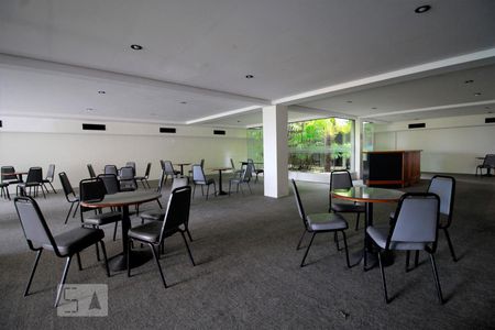 Apartamento para alugar com 84m², 1 quarto e 2 vagasSalão de festas