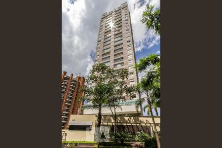 Apartamento à venda com 74m², 2 quartos e 2 vagas Apartamento à venda com 74m², 2 quartos e 2 vagasFachada