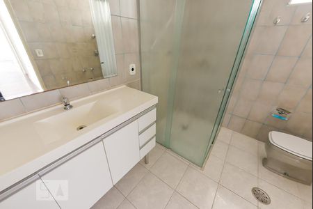 Banheiro de apartamento à venda com 3 quartos, 85m² em Pinheiros, São Paulo