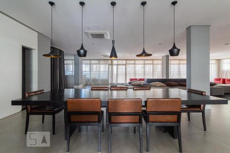 Studio à venda com 39m², 1 quarto e 1 vagaSalão de Festas - Condomínio