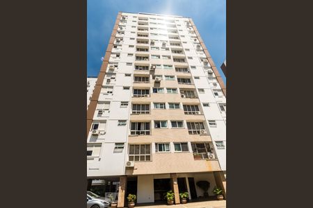 Apartamento à venda com 60m², 2 quartos e 1 vaga Apartamento à venda com 60m², 2 quartos e 1 vagaFachada