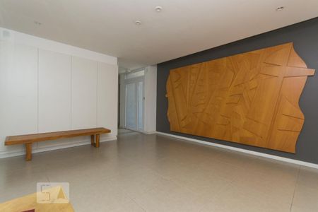 Apartamento para alugar com 70m², 2 quartos e 1 vaga Apartamento para alugar com 70m², 2 quartos e 1 vagaHall