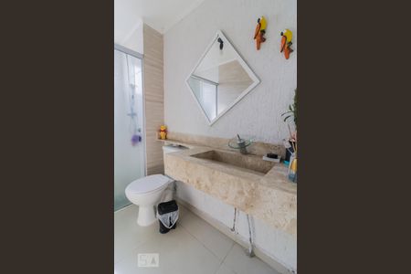 Banheiro de apartamento para alugar com 2 quartos, 50m² em Vila Rio de Janeiro, Guarulhos