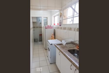 Apartamento à venda com 44m², 2 quartos e 2 vagas Apartamento à venda com 44m², 2 quartos e 2 vagasCozinha