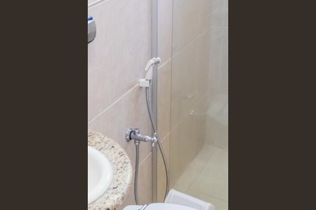 Apartamento à venda com 44m², 2 quartos e 2 vagas Apartamento à venda com 44m², 2 quartos e 2 vagasBanheiro