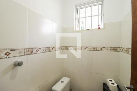 Casa à venda com 144m², 3 quartos e 4 vagasBanheiro da Garagem